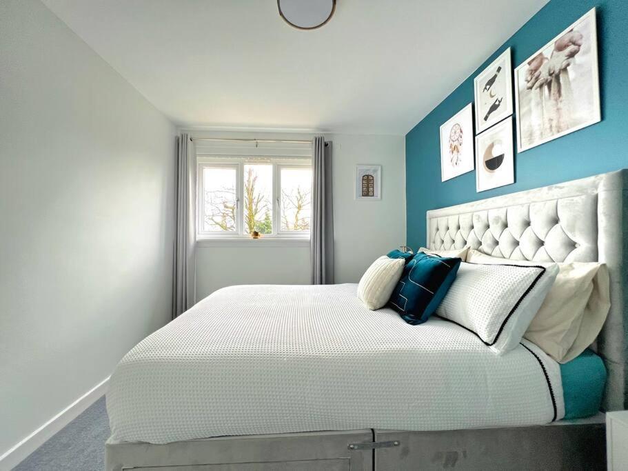 Quirky, Family Home In Glasgow Cardonald Esterno foto