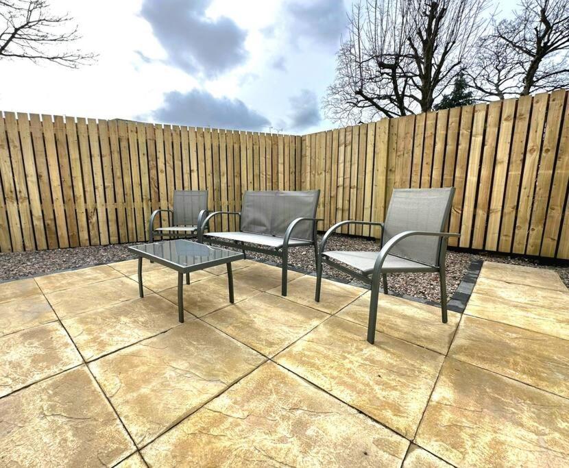 Quirky, Family Home In Glasgow Cardonald Esterno foto